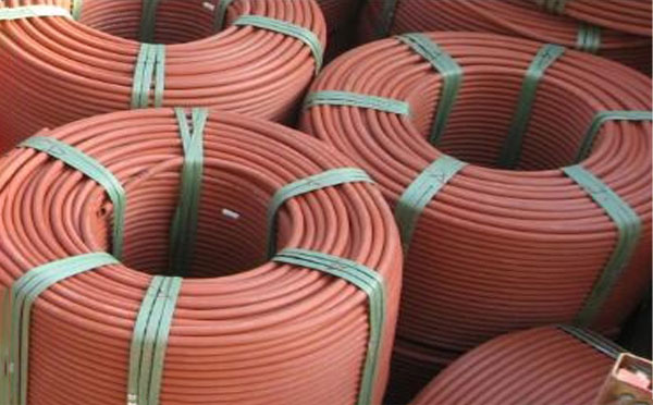 防火安全新标准：聚乙烯阻燃白朗穿线管的选择指南