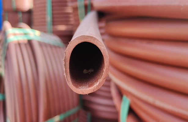 白朗电力行业使用的RPE阻燃穿线管有哪些标准？